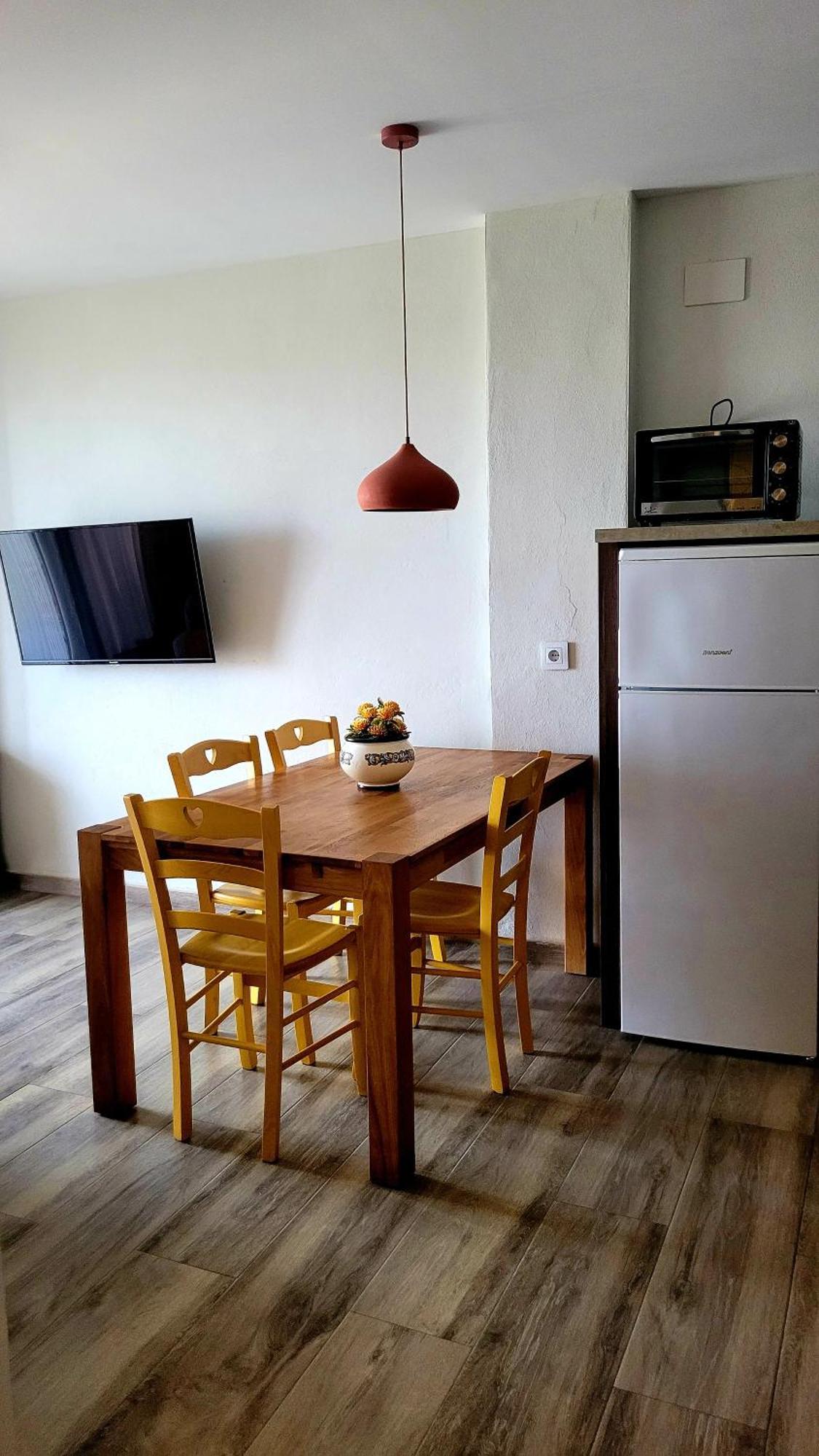 Casas Rurales Maribel - Complejo Moradas Del Cerro 1 - Suites Con Jacuzzi En Alcala Del Jucar Casas del Cerro Værelse billede